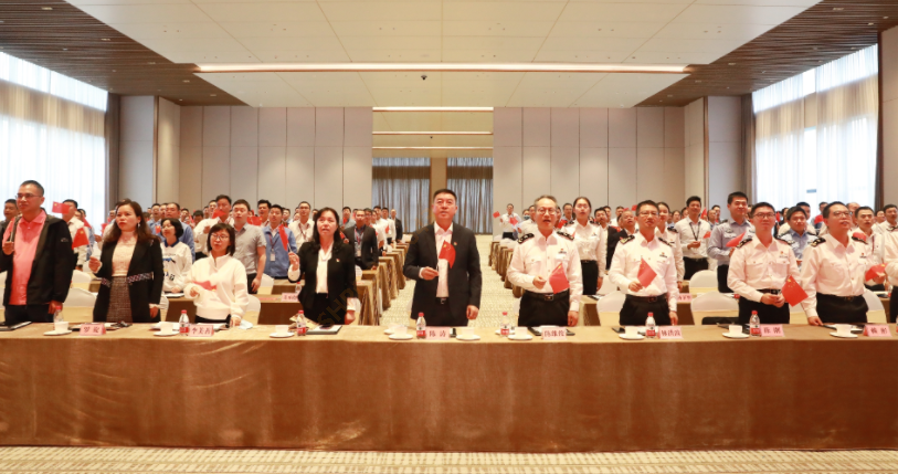 用音符谱写初心 用歌声唱响使命--音乐思政课走进pp电子游戏平台科技