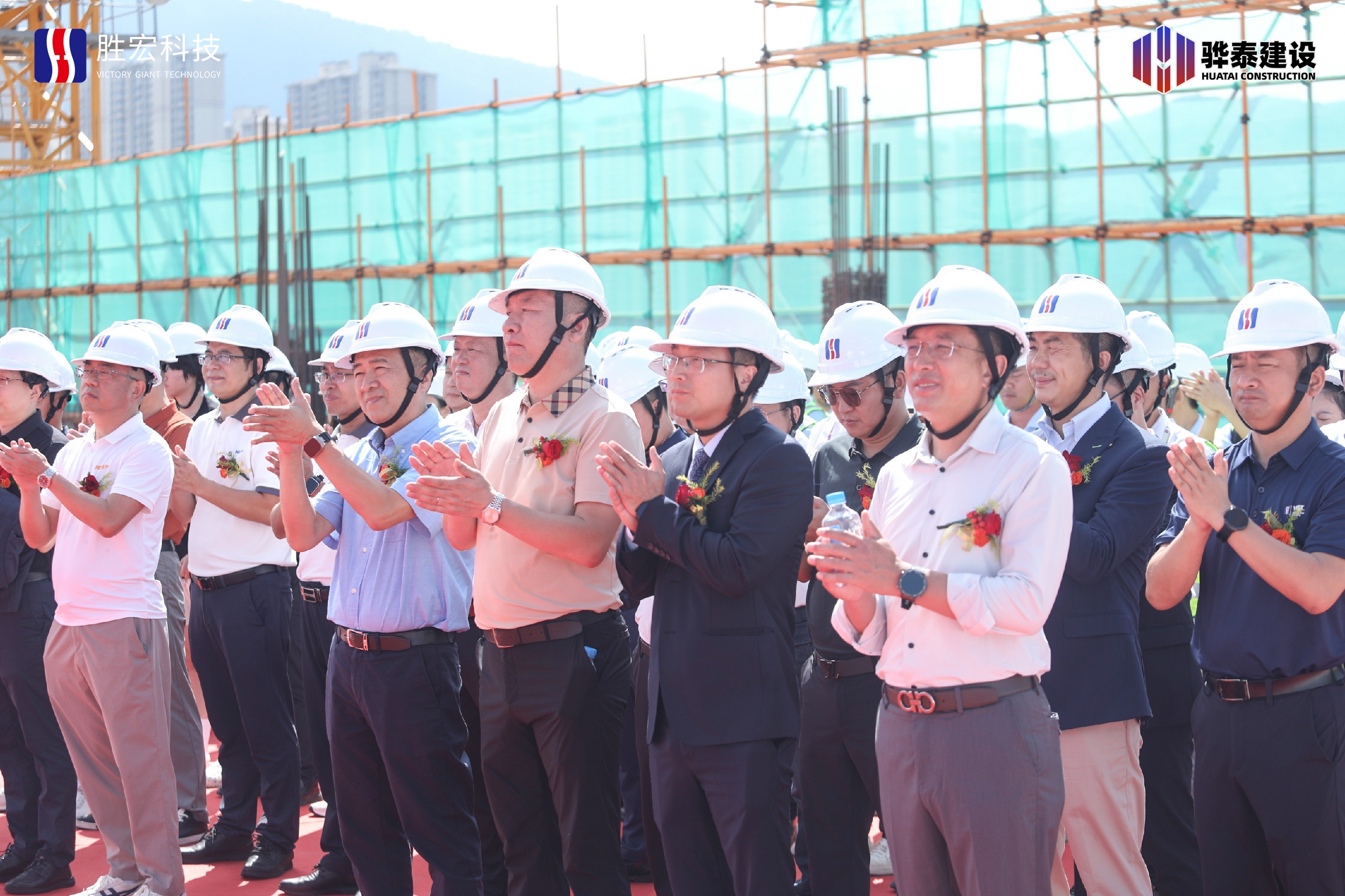 乘势而上，，，，，再启新程--pp电子游戏平台科技厂房九封顶仪式圆满礼成